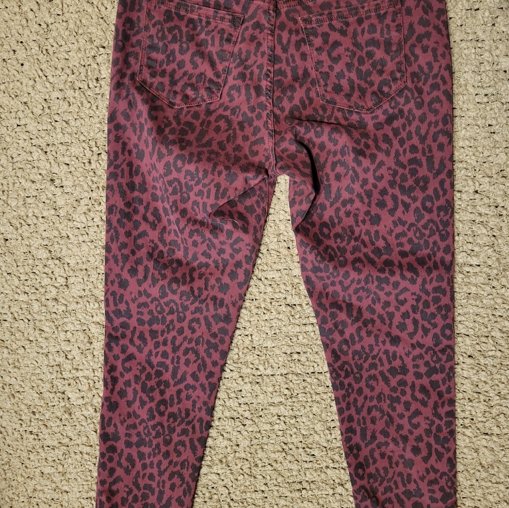 SOCIAL STANDARD BY SANCTUARY Jeans Purple Cheetah Print Size 10 - Picture 2 of 4